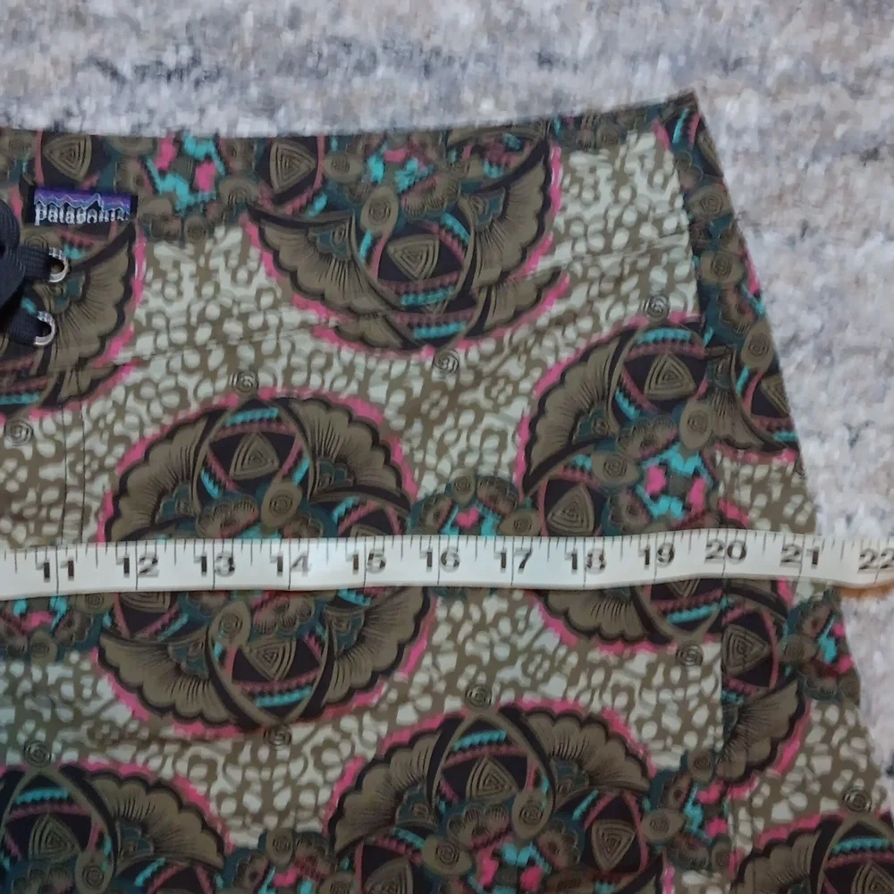 Patagonia Wavefarer Board Swim Shorts - Picture 5 of 8